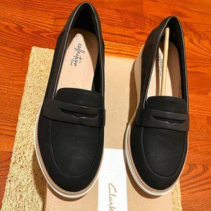 Clarks Sharon Ranch Wide Width Loafers/ Wedge - 7W, NEW